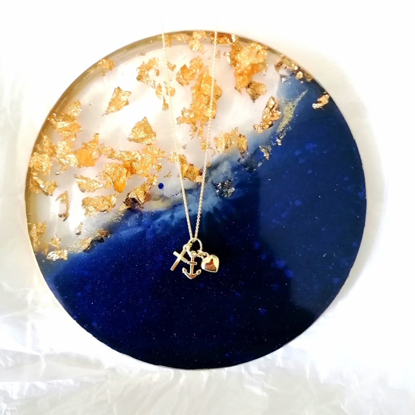 0,7mm Goldkette 9 Karat mit 9 Karat Goldanhänger Glaube, Liebe, Hoffnung